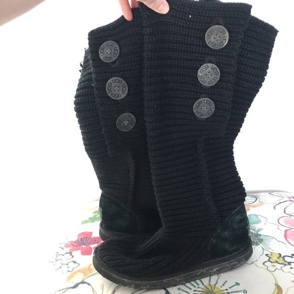 VGUC cardi knit Uggs - Picture 3 of 4